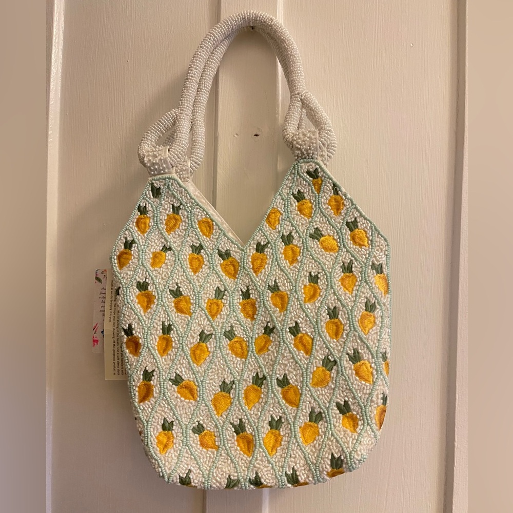 NEW Elegant White & light turquoise colored beaded bag with lemon 🍋 design - Picture 2 of 7